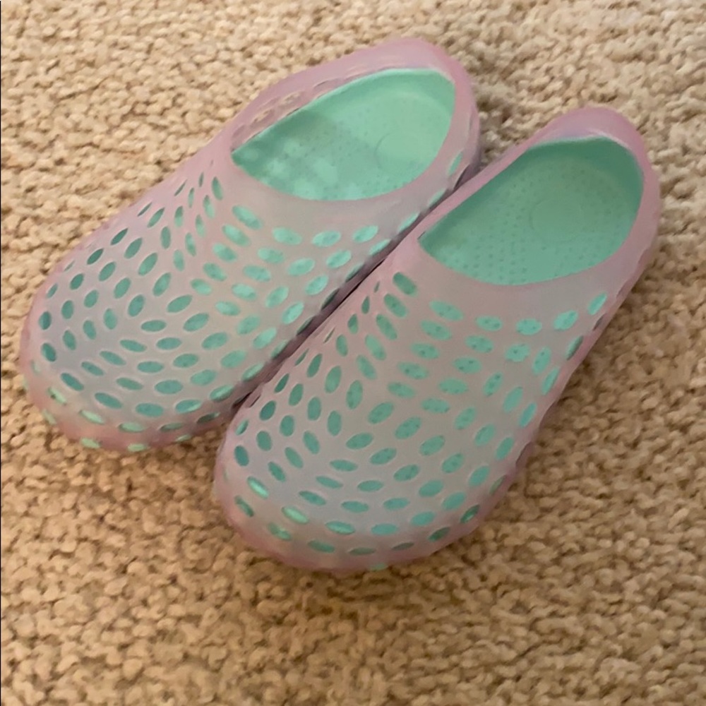 Water shoes